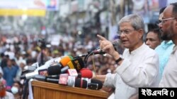 বাংলাদেশ জাতীয়তাবাদী দল বিএনপি চেয়ারপারসন খালেদা জিয়াকে দ্রুত নিঃশর্ত মুক্তি দিতে সরকারের প্রতি আহবান জানিয়েছেন দলটির মহাসচিব মির্জা ফখরুল ইসলাম আলমগীর।