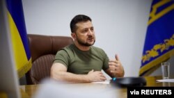 乌克兰总统泽连斯基通过视讯连接在多哈论坛上发表讲话（2022年3月26日）