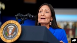 AQShning Madaniy va tabiiy boyliklar bo’yicha vaziri Deb Haaland