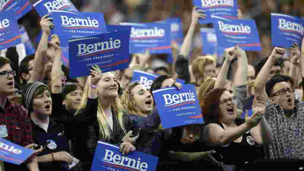 Demokrat nomzod, Vermont shtatidan senator Berni Sandersning tarafdorlari.
