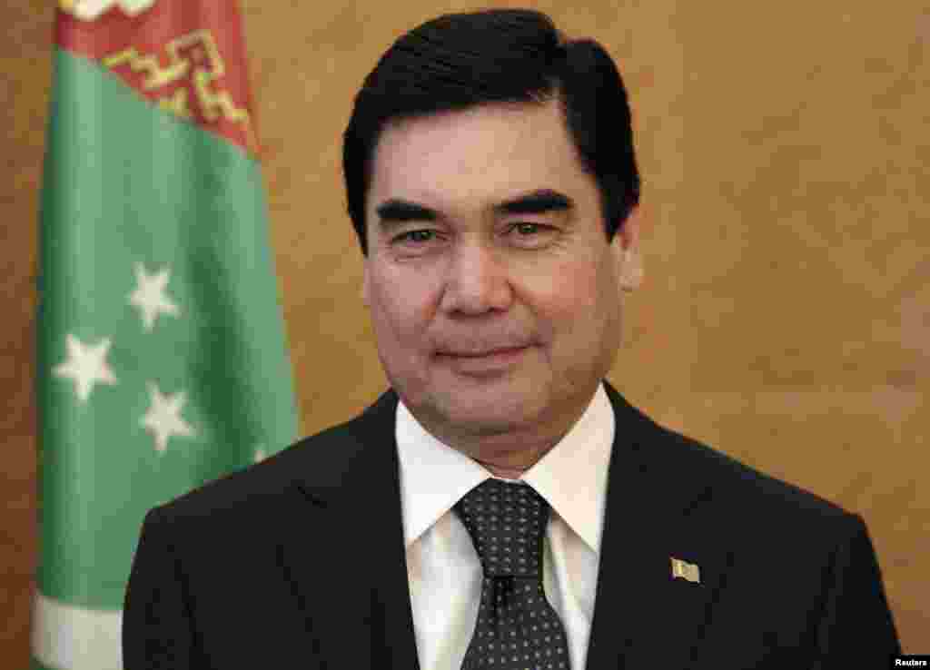 Prezident Qurbonguli Berdimuhammedov davrida ham shaxsga sig'inish chuqur ildiz otdi