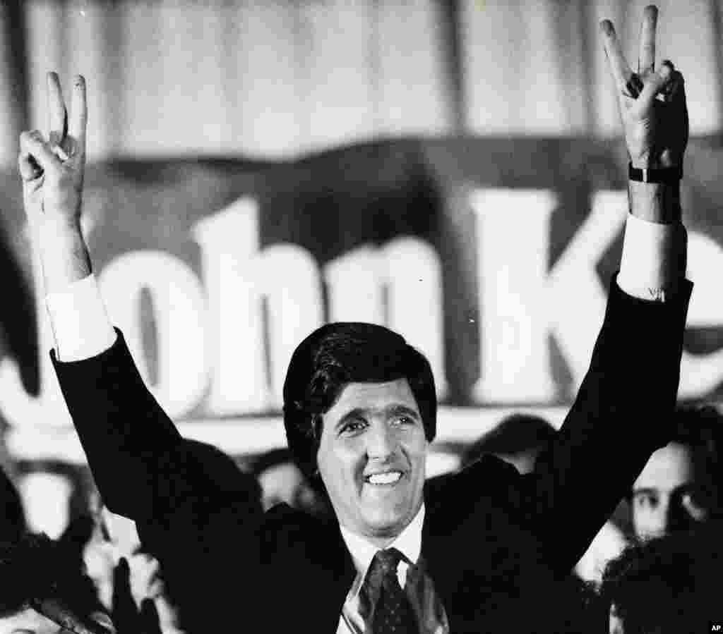 Jon Kerri 1984-yildan beri Senatda 